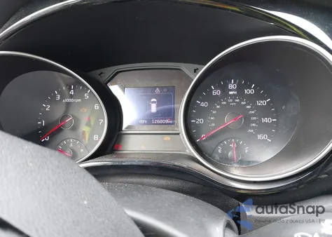 2015 Kia Sedona Ex z USA, uszkodzony, nr VIN KNDMC5C1XF6023091